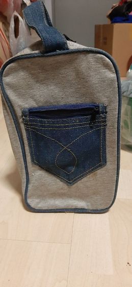 กระเป๋าถือกระเป๋าสะพาย รูปที่ 3