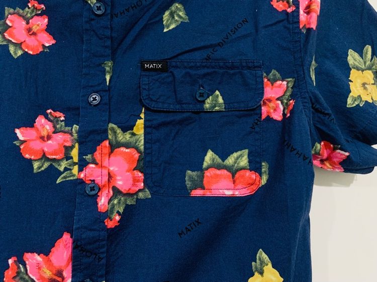 เสื้อเชิ้ต Hawaii by MATIX แท้ 💯 size S ขนาด อก 21 ยาว 27.5 นิ้ว สภาพใหม่มาก ลายสวย ดีเทลสวย เนื้อผ้านิ่มมากหายากน่าสะสมครับ รูปที่ 2