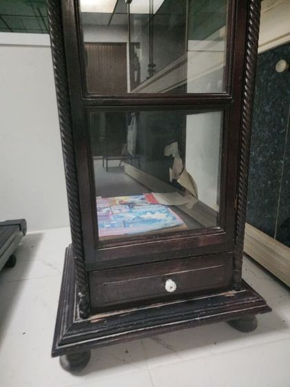 ตู้ไม้สัก เก่าเก็บ เดิมๆ สวยหายาก สภาพใหม่ พร้อมกระจก รูปที่ 3