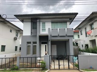 บ้านเดี่ยว พร้อมพัฒน์ พระรามเก้า วงแหวน สวย เฟอร์นิเจอร์ครบ