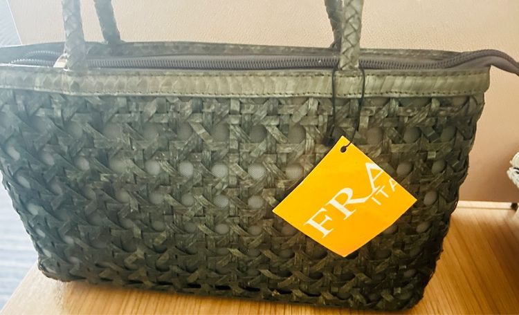 กระเป๋าถือ หนังงูแท้สาน ป้ายห้อย รูปที่ 4