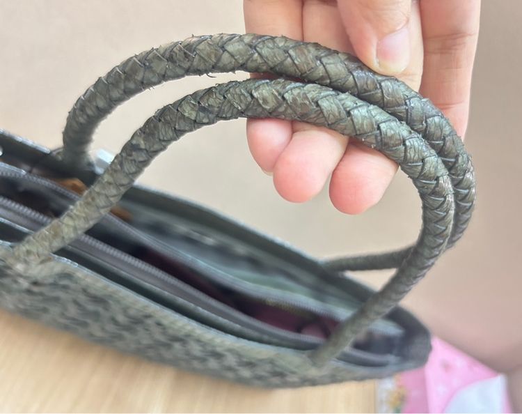 กระเป๋าถือ หนังงูแท้สาน ป้ายห้อย รูปที่ 6