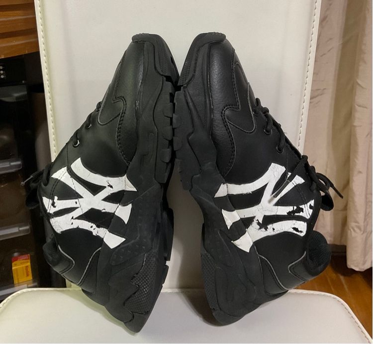 รองเท้าผ้าใบ MLB รูปที่ 6