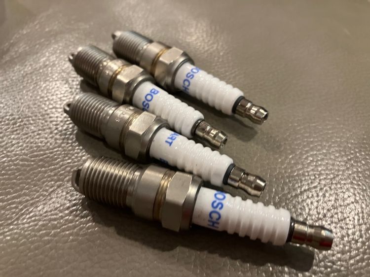 หัวเทียน Benz Bosch แท้ ใส่ M102 , M103 W123 W124 W201 W126 W108 W109 230E 300E 190E รูปที่ 7