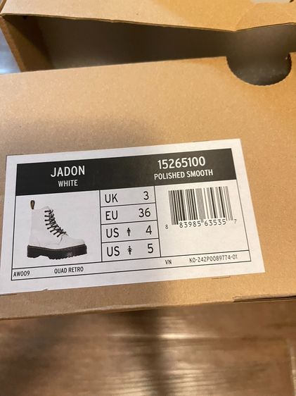 รองเท้าบูท dr martens airwair with bouncing soles white รูปที่ 6