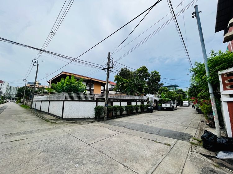 หมุ่บ้านอัมรินนิเวศ ไกล้เซนทรัลรามอินทรา ติดวงเวียนหลักสี่ ราคากันเอง รูปที่ 3