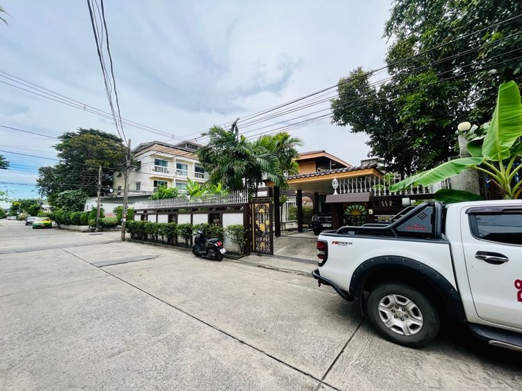 หมุ่บ้านอัมรินนิเวศ ไกล้เซนทรัลรามอินทรา ติดวงเวียนหลักสี่ ราคากันเอง รูปที่ 4