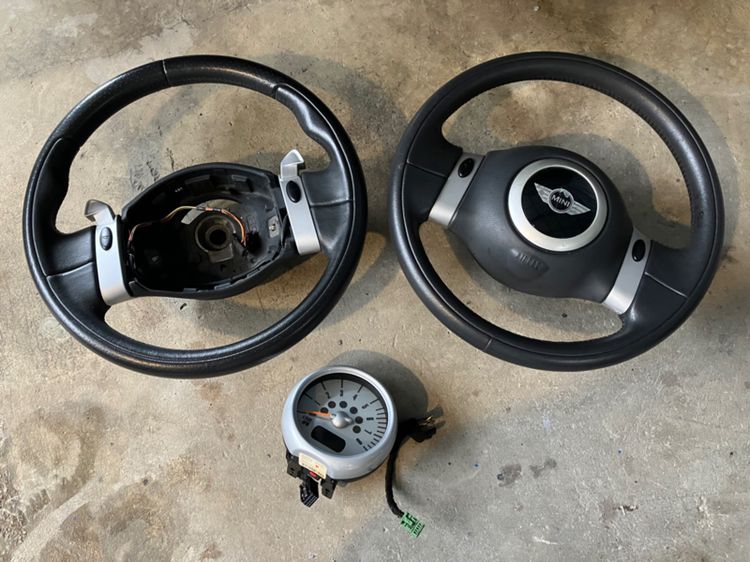 พวงมาลัย MINI Cooper R50 R52 R53 วัดรอบบนพวงมาลัย R50-49