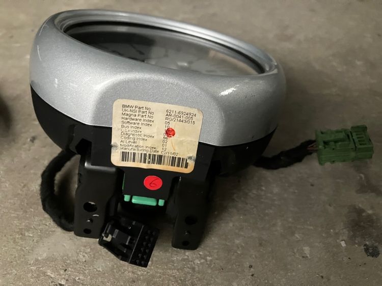 เกจหน้าปัด วัดรอบ บนคอพวงมาลัย Mini Cooper R50 R52 R53 มือสอง ของแท้ รูปที่ 4