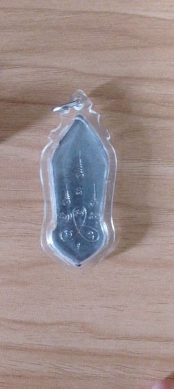 พระ25ศตวรรษ ปี2500 แท้ มีเข็มนิยมสวยครับ รูปที่ 10