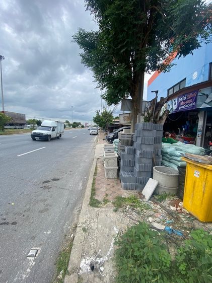 ไม่ใช่ ขายตึกพร้อมที่ดิน137ตรว.ริมถนนกาญจนาภิเษกจะเลี้ยวเข้าถนนนครอินทร์ รูปที่ 3