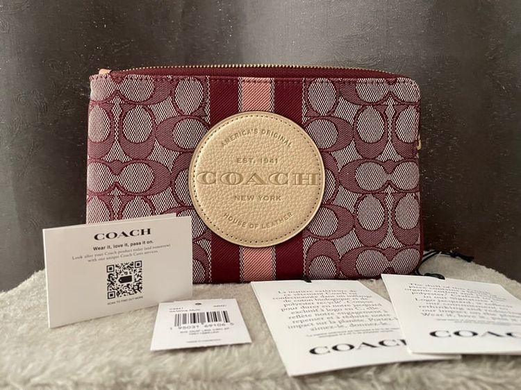 กระเป๋าสตางค์Coachใส่มือถือใส่เครื่องสำอาง