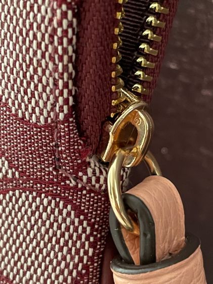 กระเป๋าสตางค์Coachใส่มือถือใส่เครื่องสำอาง รูปที่ 3