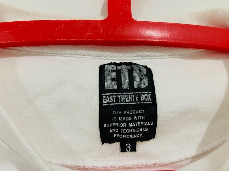 เสื้อยืด ETB แท้ 💯 size 3 วัดจริงขนาด อก 21.5 ยาว 27.5 สภาพใหม่มาก ลายสวย ผ้านิ่มดีมากครับ หายากน่าสะสมครับ รูปที่ 3