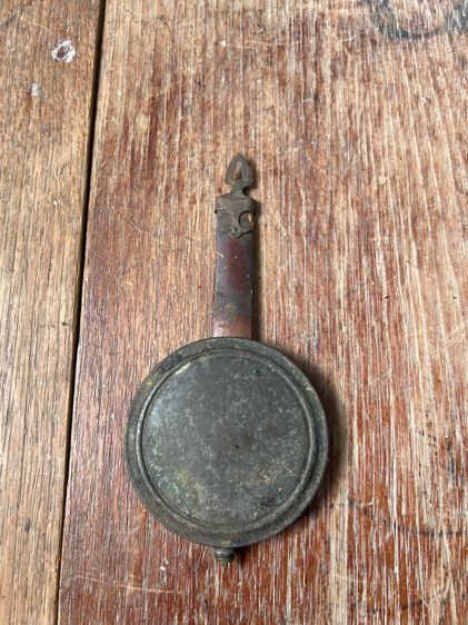 ตุ้มนาฬิกาเก่า