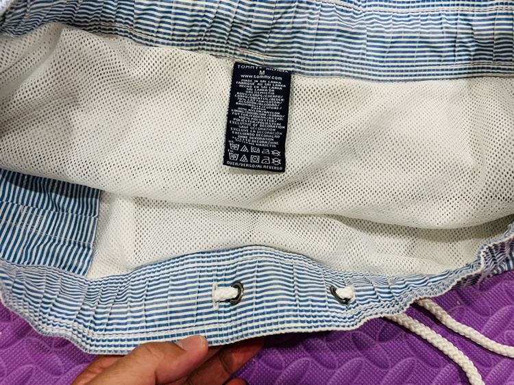 กาวเกงขาสั้น TOMMY HILFIGER แท้ 💯 size M เอว 33-40 ใส่ได้ ยาว 18 สภาพดีมาก มีซัปใน ดีเทลดี ทรงสวย เนื้อผ้าดีมาก หายากน่าสะสมครับ รูปที่ 7