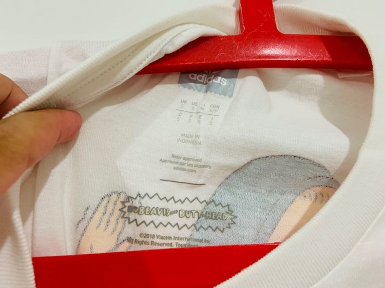 เสื้อยืด BEAVIS  BUT HEAD by ADIDAS แท้ 💯 size S ขนาด อก 20 ยาว 27 นิ้ว สภาพใหม่มาก ลายสวย  ทรงสวย ดีเทลดี เนื้อผ้าหนานิ่มมาก รูปที่ 7