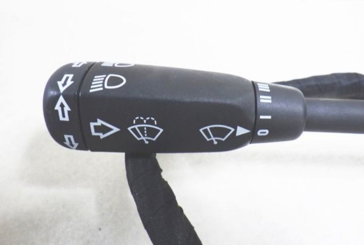 ก้านยกเลี้ยวปัดน้ำฝน Benz w124 ของแท้ ของใหม่ สำหรับ w124 พวงมาลัยซ้ายเท่านั้น สั่งเองจากต่างประเทศ  รูปที่ 3