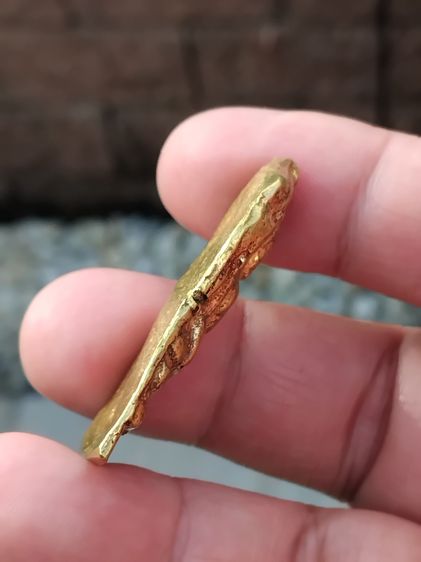 พระพุทธชินราชใบเสมา พิมพ์เล็ก เนื้อโลหะผสม หลังลายผ้า ขนาด 2.40 x 4.20 เซนติเมตร ความหนา 5 มิลลิเมตร เนื้อโลหะแห้ง เหี่ยว เก่าๆ สวยมา รูปที่ 4