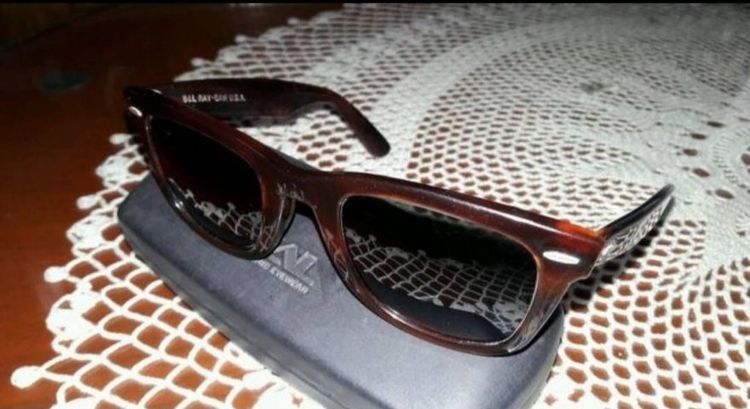 228 เเว่นตา, แว่นตาเรเเบนด์ รูปที่ 2