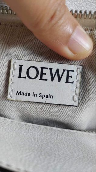 กระเป๋า Loewe puzzle สีขาว รูปที่ 10