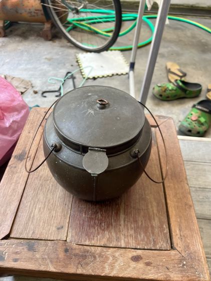 หม้อตุ๋นทองเหลืองโบราณ