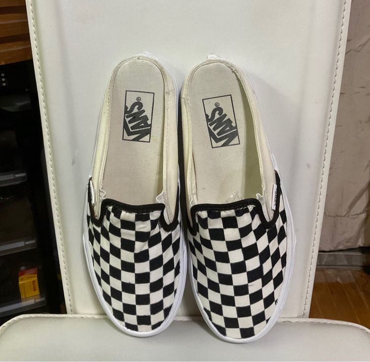 รองเท้าผ้าใบเปิดส้น Vans รูปที่ 15
