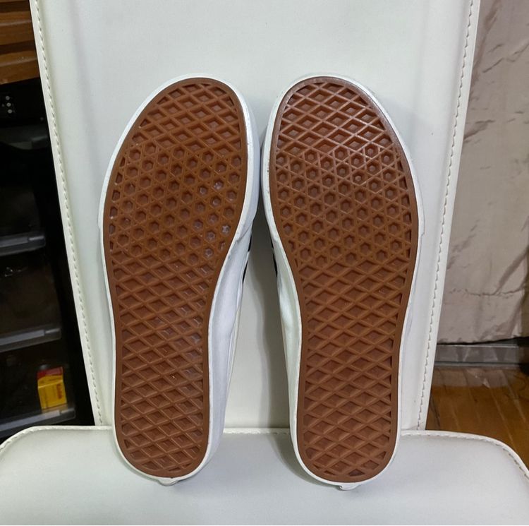 รองเท้าผ้าใบเปิดส้น Vans รูปที่ 7