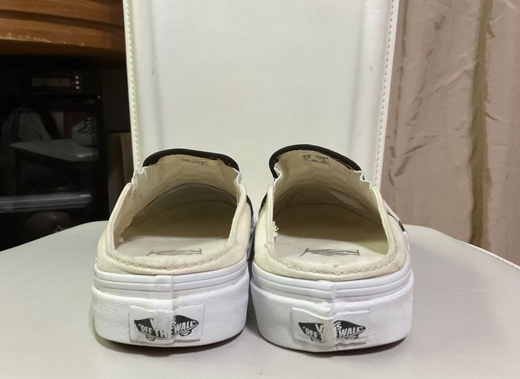 รองเท้าผ้าใบเปิดส้น Vans รูปที่ 5