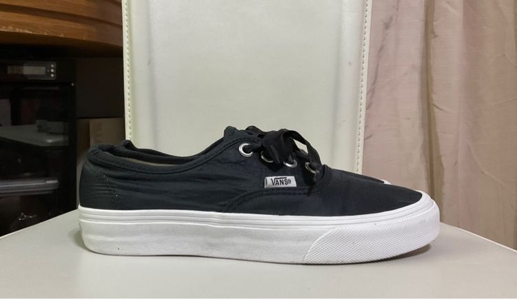 รองเท้าผ้าใบ Vans  รูปที่ 2