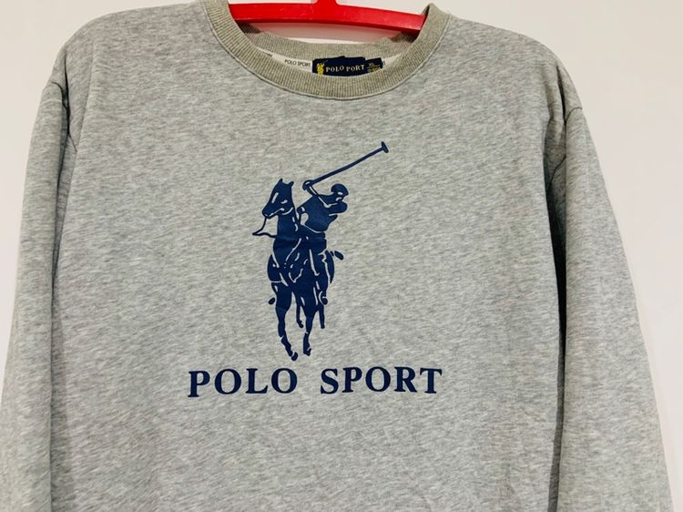 เสื้อกันหนาว POLO SPORT แท้ 💯 size ขนาด อก 22.5 ยาว 26.5 นิ้ว สภาพใหม่มาก ทรงสวย ดีเทลดี ผ้าหนานิ่มมากหายากน่าสะสมครับ รูปที่ 2