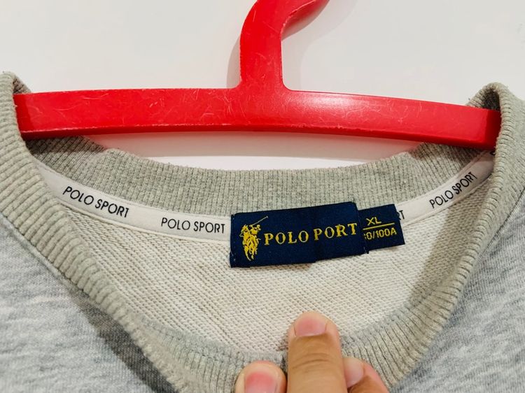 เสื้อกันหนาว POLO SPORT แท้ 💯 size ขนาด อก 22.5 ยาว 26.5 นิ้ว สภาพใหม่มาก ทรงสวย ดีเทลดี ผ้าหนานิ่มมากหายากน่าสะสมครับ รูปที่ 3