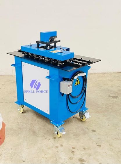 เครื่องรีดตะเข็บ Lock former