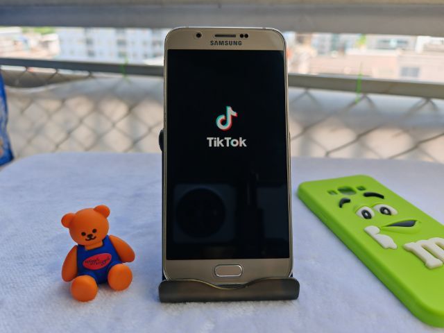 ขาย SAMSUNG Galaxy A8 (2016) เครื่องสวยจัด RAM 3 GB-ROM 32 GB พร้อมที่ชาร์จ รูปที่ 10