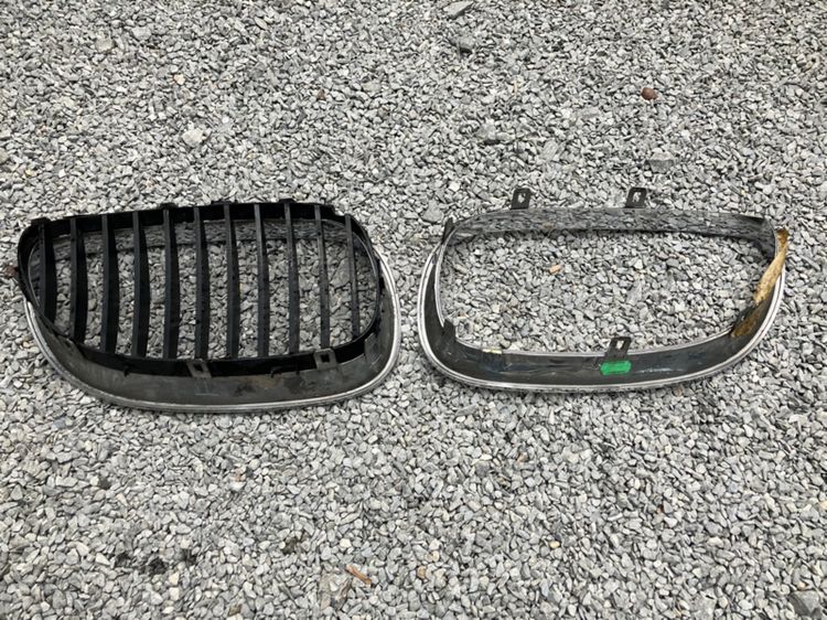 กระจังหน้า BMW E60 520i 525i 520d 523i ของแท้ มือสอง รูปที่ 7