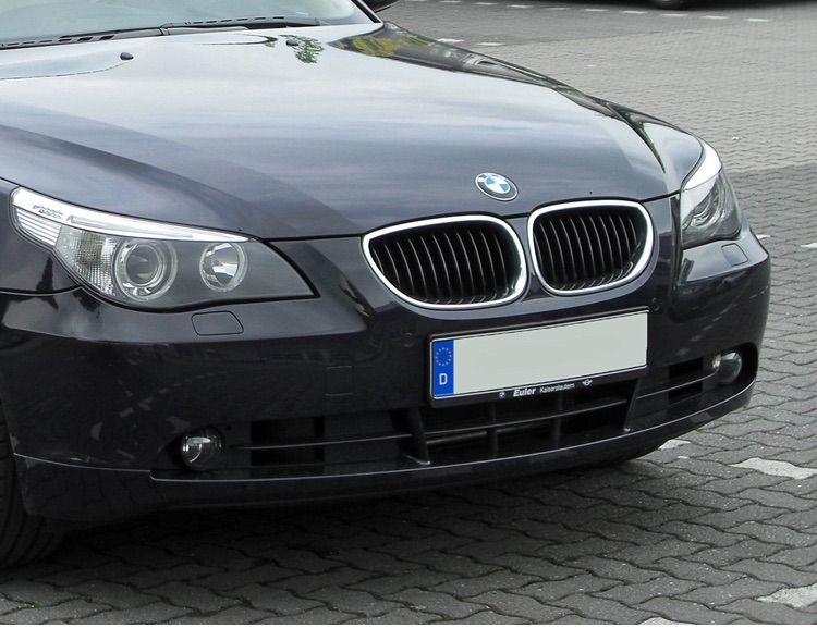 กระจังหน้า BMW E60 520i 525i 520d 523i ของแท้ มือสอง รูปที่ 11