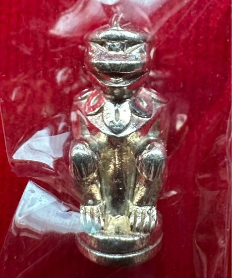 พญาหนุมานหน้ากระบี่ รุ่นมงคลชัย เนื้อเงิน หมายเลข สองหลัก รูปที่ 2