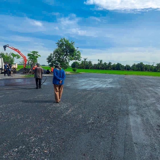 ปูยางกันฝุ่น ปูยางมะตอย รับเหมาปูยางมะตอย พื้นพร้อมตารางเมตรละ90บาท รูปที่ 8