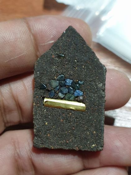 หลวงปู่ทวดวัดห้วยมงคล หลังข้าวสารเสก รุ่นปาฏิหาริย์ปี 49 พร้อม ขุนแผน หลังฝังตะกรุด ฝังพลอย ไม่ทราบวัด และปีที่ออก ให้ 2 องค์ รูปที่ 8