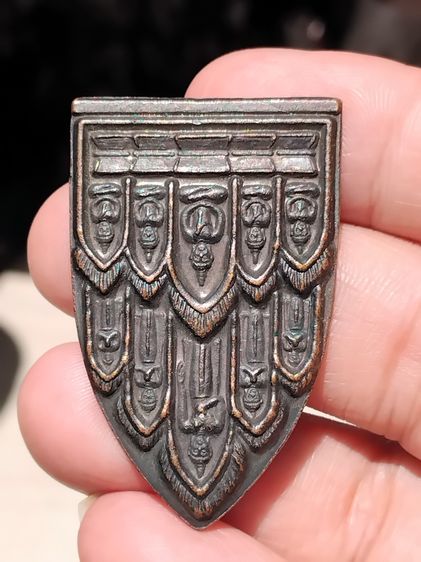 พระเจ้าสิบทัศน์ หลวงพ่อเงิน วัดดอนยายหอม ปี 25xx พิมพ์ใหญ่ ฐานกว้างราว 1 นิ้ว สูงราว 2 นิ้ว ผิวเดิม ๆ สวย ๆ รูปที่ 6