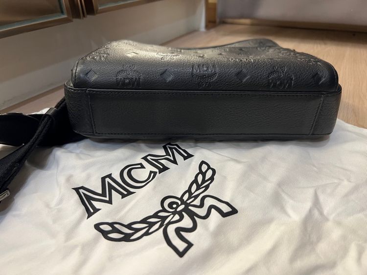 กระเป๋า MCM Ottomar Messenger in Monogram Leather ปี 2019  รูปที่ 6