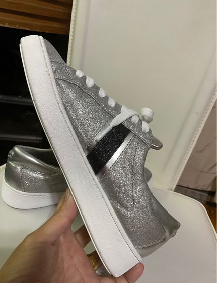 รองเท้าผ้าใบ Michael Kors รูปที่ 11