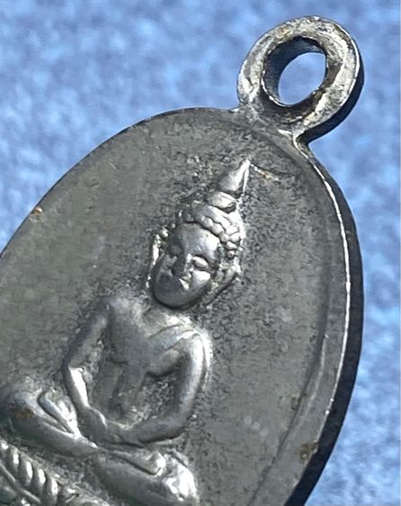 เหรียญนางกวัก หลังพระพุทธ หลวงพ่อจง วัดหน้าต่างนอก ( องค์ที่ 2 )  ปี 2500   นครศรีอยุธยา     P 583 รูปที่ 8