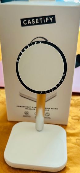 casetify แบบ 2-in-1 Charging Stand Mag Safe Compatible - White รูปที่ 7