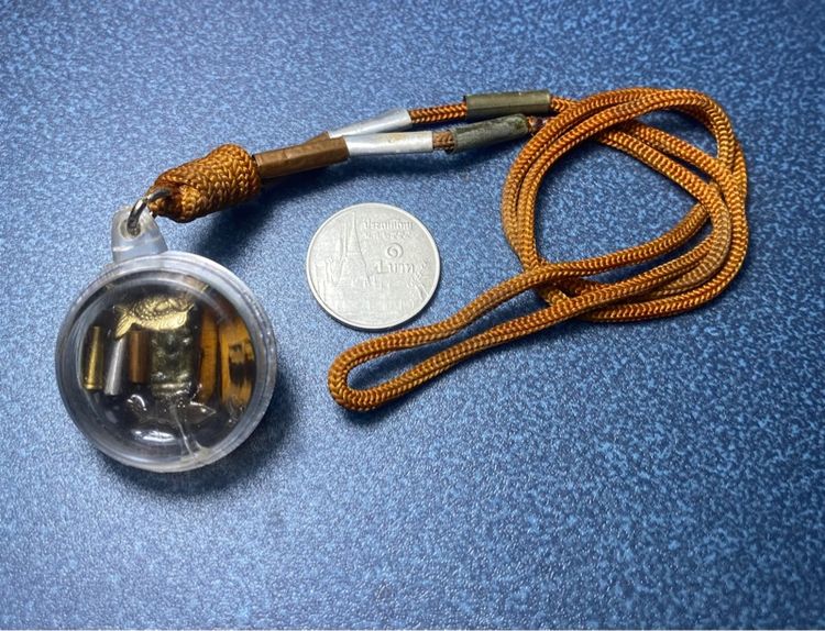 สร้อยตระกรุด ตลับสีผึ้ง หลวงพ่อจง วัดหน้าต่างนอก  จ.อยุธยา     P 592 รูปที่ 8