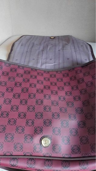 กระเป๋าสะพาย Loewe ลายแบรนด์ รูปที่ 8