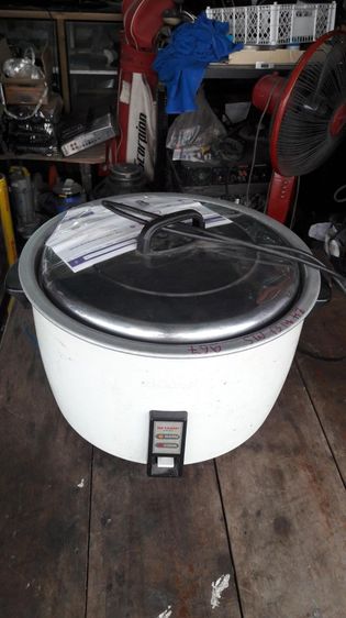 หม้อหุงข้าว SHARP ขนาดความจุ 5ลิตร รุ่น KSH-555