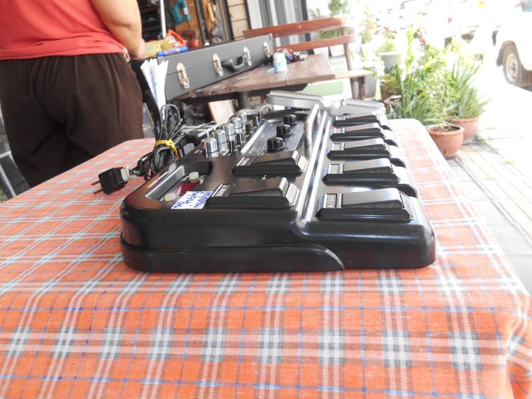 เอฟเฟคกีต้าร์ Line 6  Floor Pod Plus  รูปที่ 2