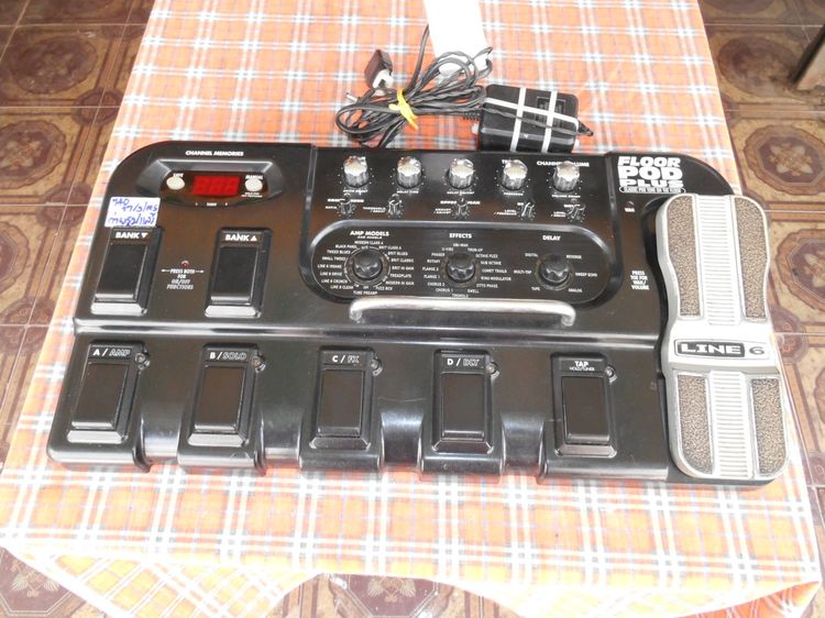 เอฟเฟคกีต้าร์ Line 6  Floor Pod Plus  รูปที่ 4