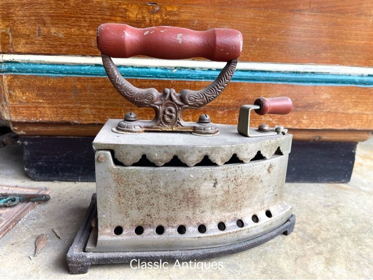 เตารีด โบราณ เก่าเก็บค้างร้านสะสม A8 รูปที่ 2